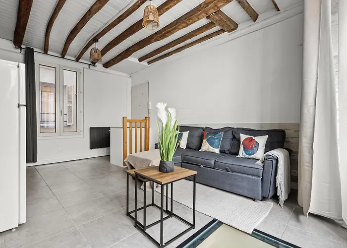 Parisian Nest I Stone Walls & Authentic Charm * Paris